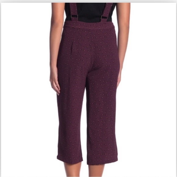 Bobeau Printed ruffle apron cropped jumpsuit - Picture 4 of 12